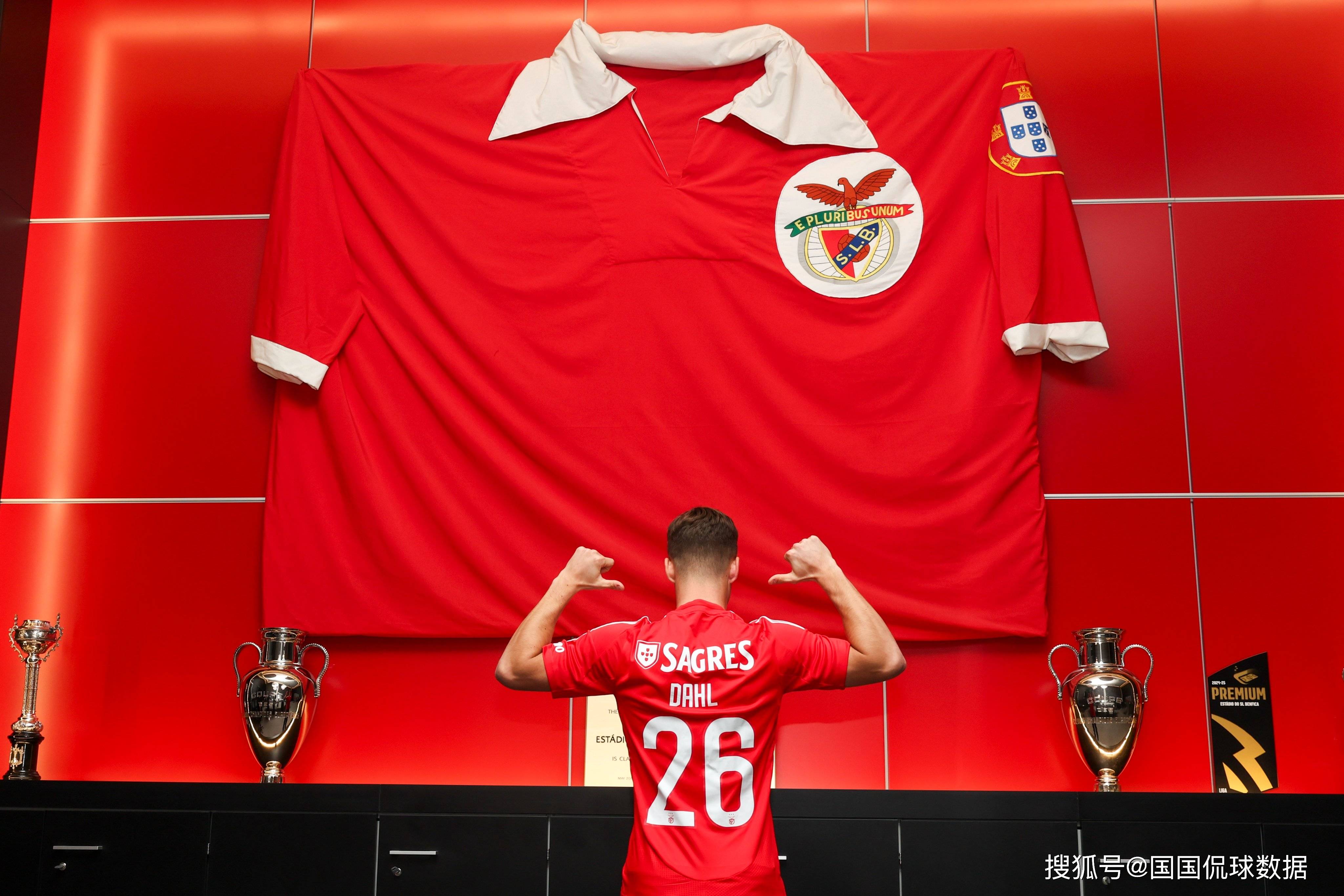 关于摩纳哥客场告捷,欧战资格前景光明的信息 关于摩纳哥客场告捷,欧战资格前景光明的信息