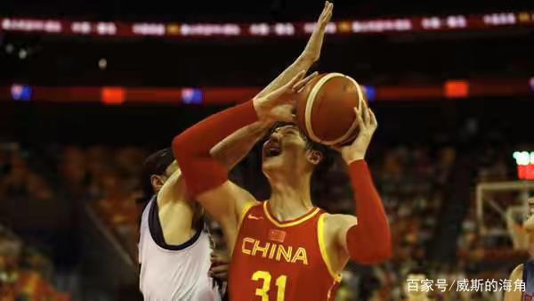 北部联队在热身赛中击败东南联队 北部联队在热身赛中击败东南联队