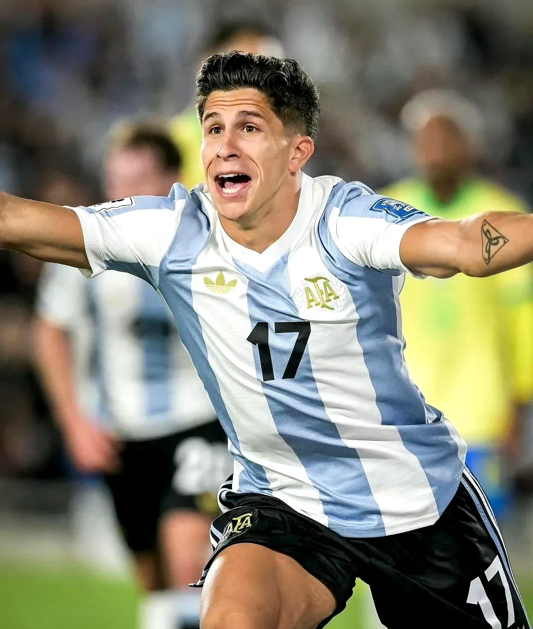 雷火电竞主播-关于朗斯球员表现抢眼，被看好成为下一个巴西的信息