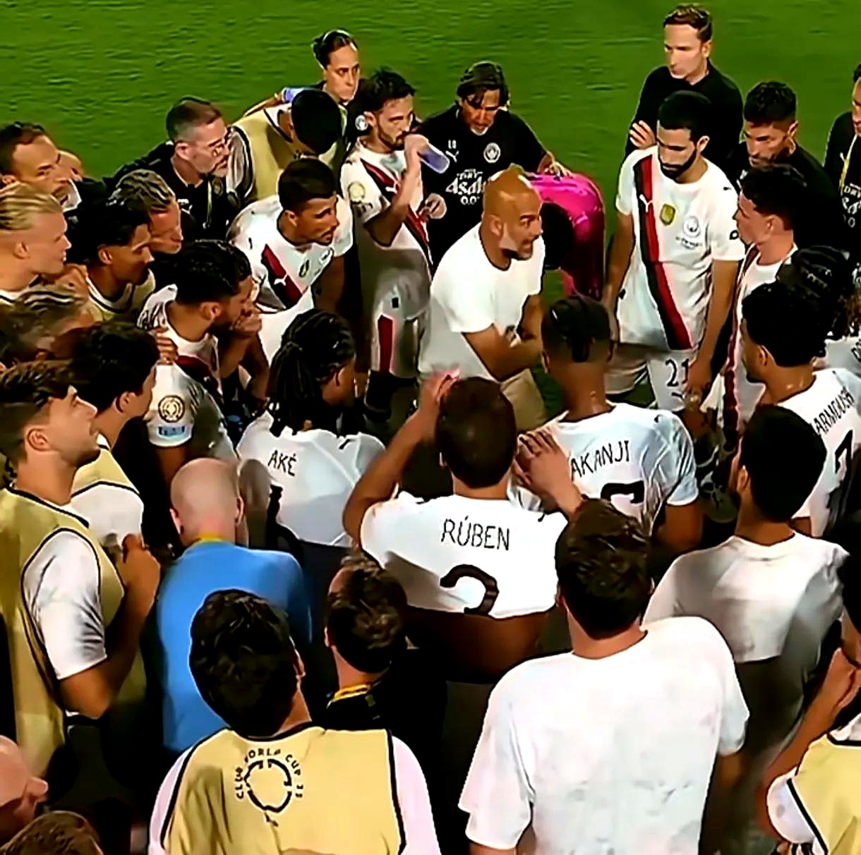 雷火电竞简介-奥地利队遭遇惨败，实力不足